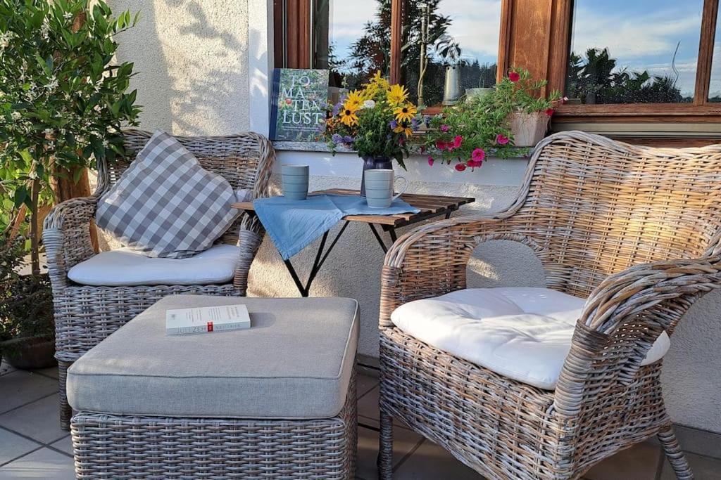 Gemuetliche Waldrandlage In Badenweiler Sehringen Ferienwohnung Εξωτερικό φωτογραφία